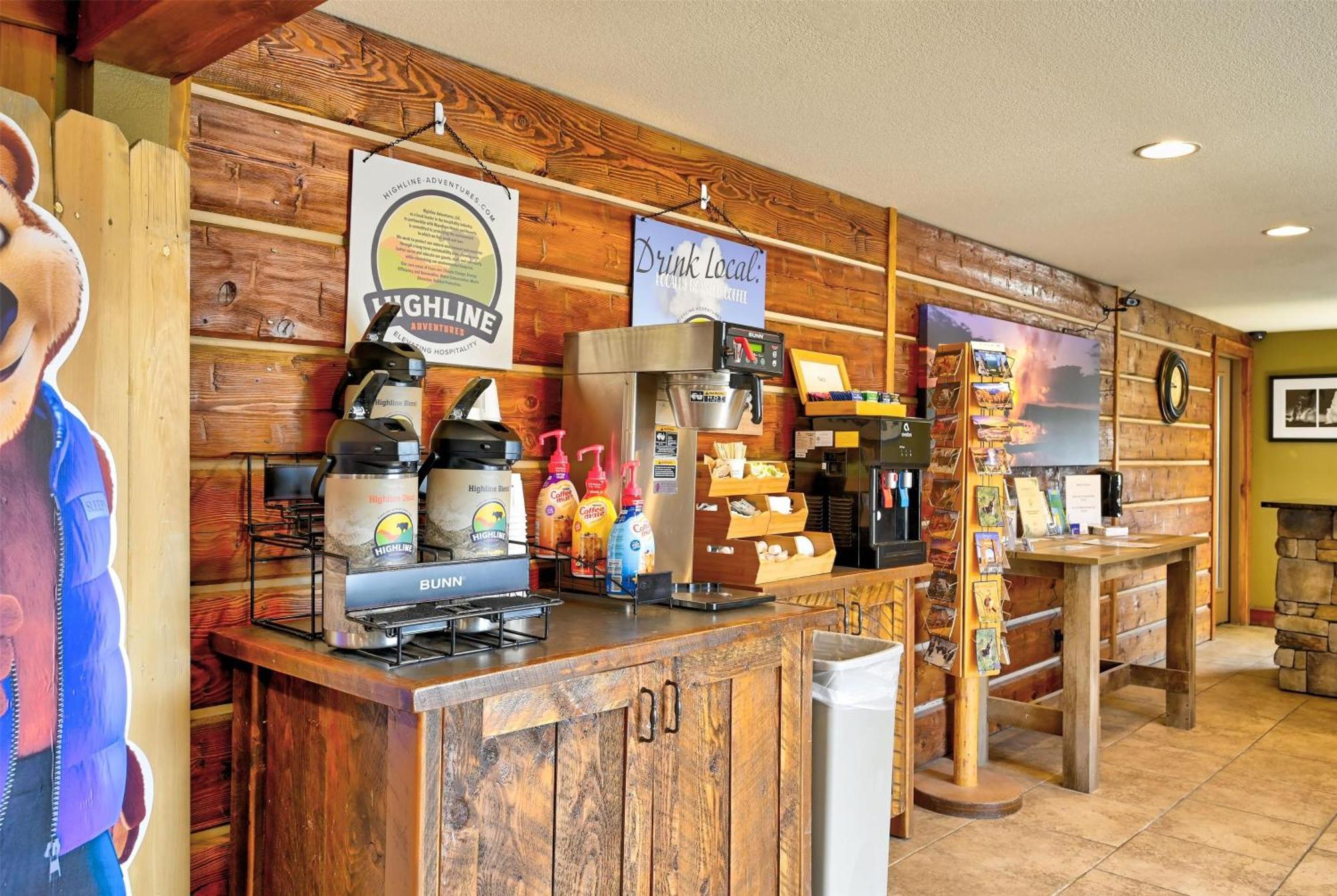 Travelodge By Wyndham Gardiner Yellowstone Park North Entr Экстерьер фото