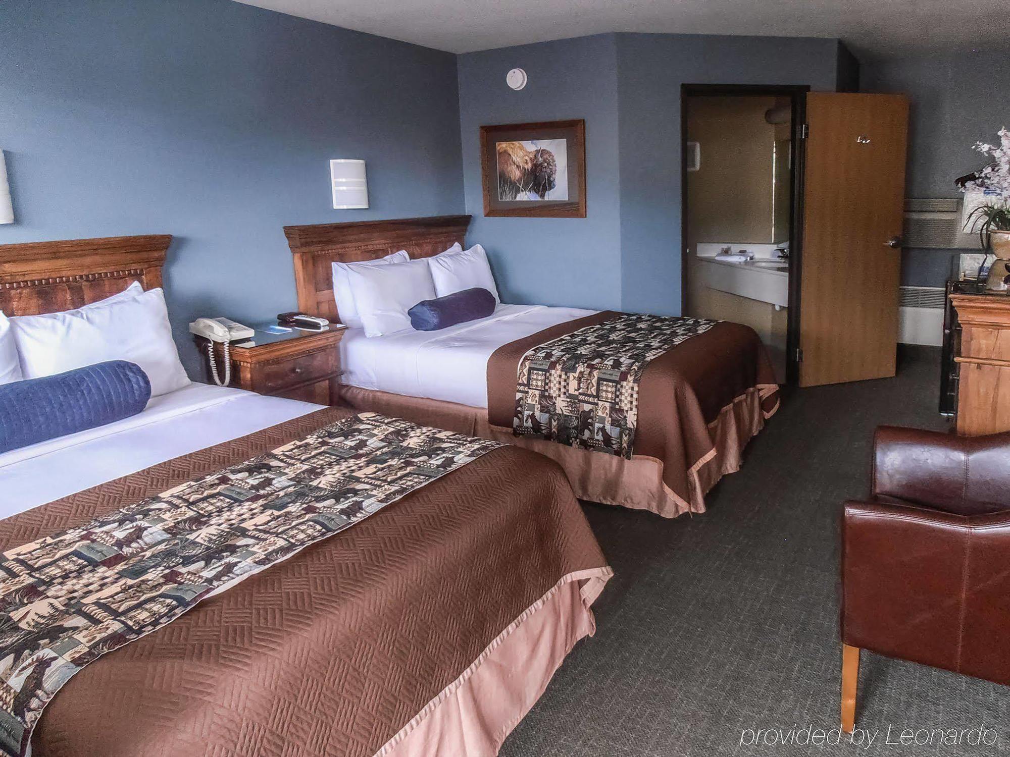 Travelodge By Wyndham Gardiner Yellowstone Park North Entr Экстерьер фото